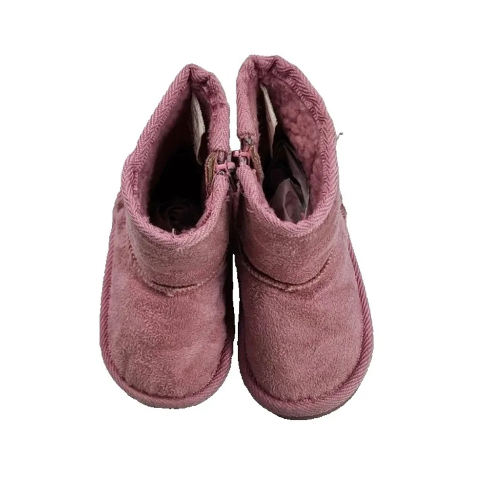 Kids Pink Suede Fleece Lined Winter‎ Boots Size 3